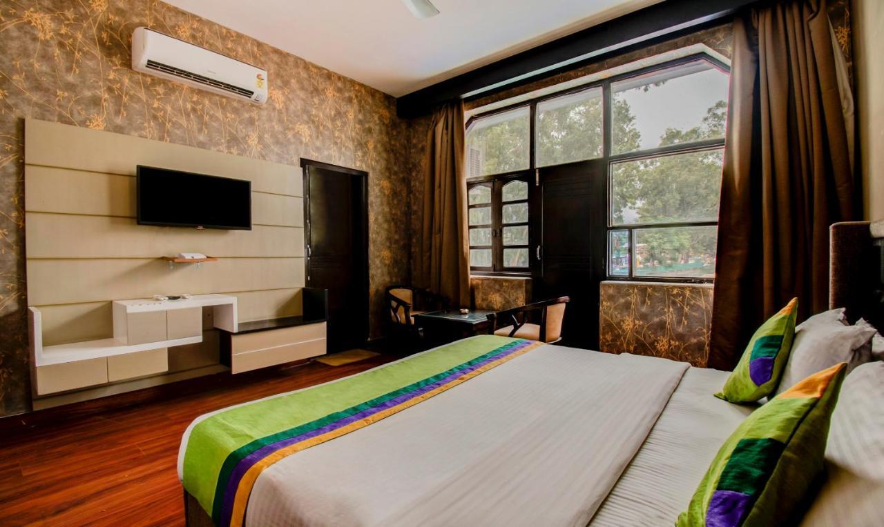 Itsy By Treebo - Jungle View Retreat Hotel Dehradun Buitenkant foto